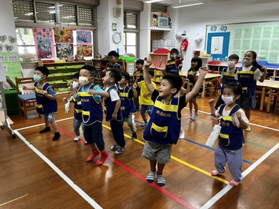 開心的學校生活