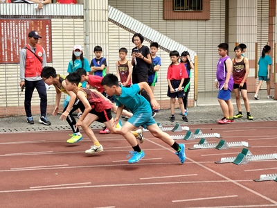 æ–°åŒ—å¸‚æ–°åº—å€æ–°åº—åœ‹æ°'å°å­¸